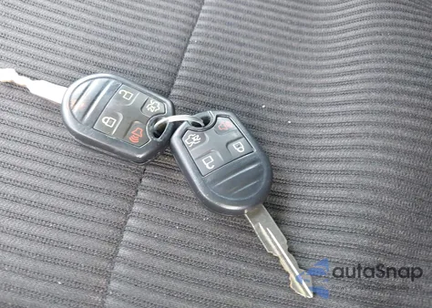 2014 Ford Mustang V6 z USA, uszkodzony, nr VIN 1ZVBP8AM2E5280399